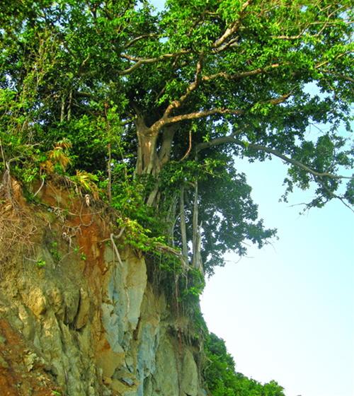 Kh&aacute;m ph&aacute; đảo Hải Tặc ở H&agrave; Ti&ecirc;n